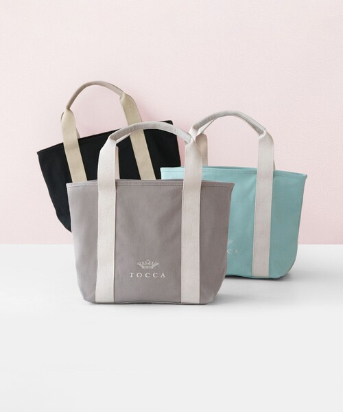 TOCCA(トッカ)の「LUMINA STRADA CANVAS TOTE キャンバストートバッグ(トートバッグ・レディース・ホワイト系/ブラック系/ライトグレー系/ベージュ系/スカイブルー系/ライラック系/ゴールド系5・F)」の1枚目の写真