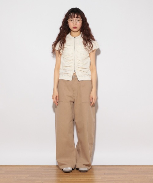 Heather(ヘザー)の「HOLiC ギャザーZIPシャツ 497248(シャツ/ブラウス・レディース・ベージュ/アイボリー/ブラック・FREE)」の4枚目の写真