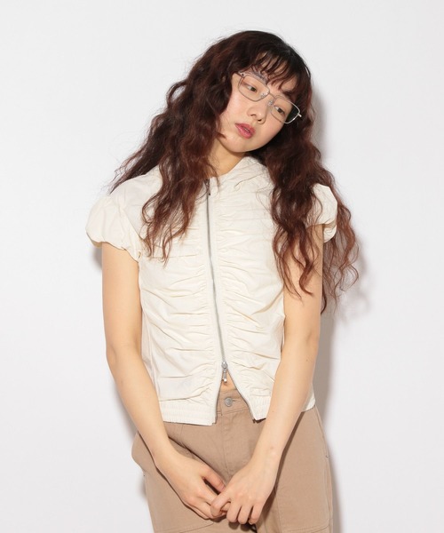Heather(ヘザー)の「HOLiC ギャザーZIPシャツ 497248(シャツ/ブラウス・レディース・ベージュ/アイボリー/ブラック・FREE)」の13枚目の写真
