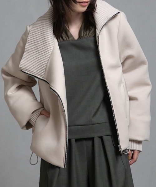 MARECHAL TERRE（マルシャルテル）の「スタンドカラーダウンブルゾン（ダウンジャケット/コート・レディース・ブラウン/ネイビー/アイボリー/ブラック・MEDIUM）」の19枚目の写真