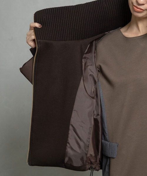 MARECHAL TERRE（マルシャルテル）の「スタンドカラーダウンブルゾン（ダウンジャケット/コート・レディース・ブラウン/ネイビー/アイボリー/ブラック・MEDIUM）」の10枚目の写真