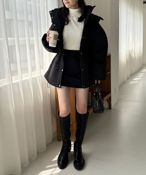 one after another NICE CLAUP（ワンアフターアナザーナイスクラップ）の「【今すぐお届け可能！】ウェストマークミドルフェイクダウンジャケット（ダウンジャケット/コート・レディース・オフホワイト/ライトベージュ/ブラック・FREE）」の22枚目の写真