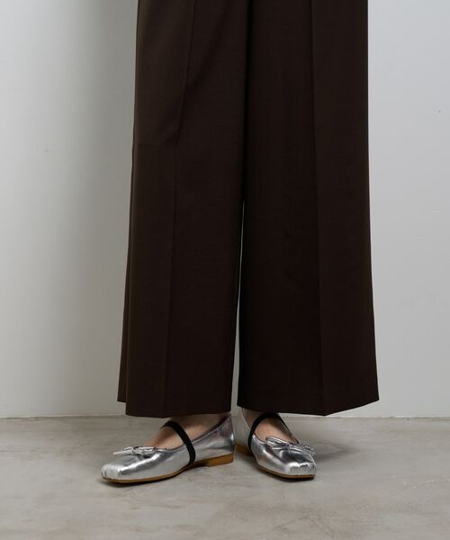 LANVIN en Bleu(ランバンオンブルー)の「ドライポリエステルイージーパンツ(その他パンツ・レディース・オフホワイト/ブラック/ブラウン・38/36)」の12枚目の写真