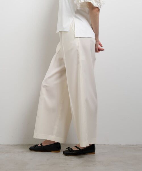 LANVIN en Bleu(ランバンオンブルー)の「ドライポリエステルイージーパンツ(その他パンツ・レディース・オフホワイト/ブラック/ブラウン・38/36)」の17枚目の写真