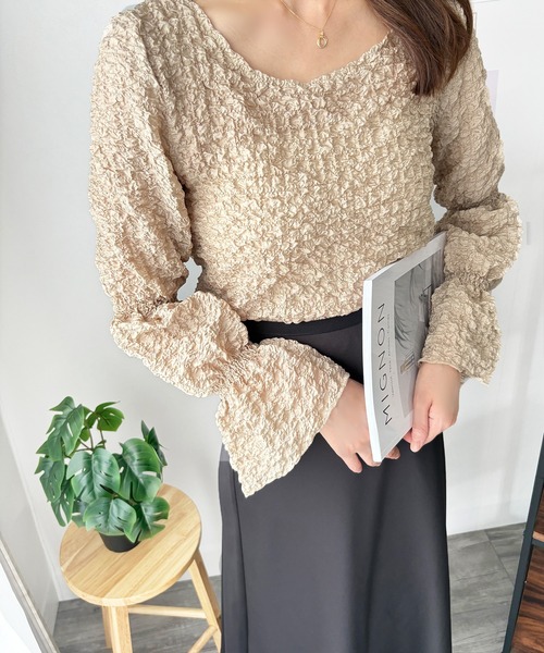Amulet(アミュレット)の「甘すぎない質感が大人の抜け感。品よく華やか ワッシャータッチボリュームブラウス(シャツ/ブラウス・レディース・ホワイト/ベージュ/ブラック・FREE)」の3枚目の写真