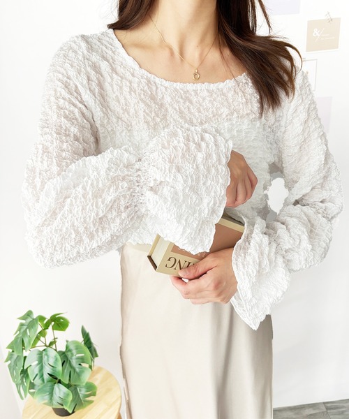 Amulet(アミュレット)の「甘すぎない質感が大人の抜け感。品よく華やか ワッシャータッチボリュームブラウス(シャツ/ブラウス・レディース・ホワイト/ベージュ/ブラック・FREE)」の11枚目の写真