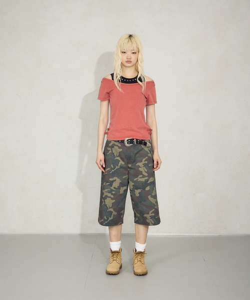 FTW(エフティダブリュー)の「PROCESSING WIDE NECK TOP(Tシャツ/カットソー・レディース・ベージュ/チャコールグレー/レッド・SMALL/MEDIUM)」の17枚目の写真