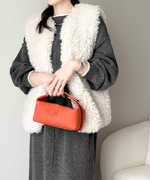 classicalelf（クラシカルエルフ）の「ゆるシルエットで叶える“こなれ感” 配色ニットワンピ 長袖 ロング（ワンピース・レディース・チャコール/ブラック/グレイッシュベージュ・LARGE/MEDIUM/SMALL/X-LARGE）」の17枚目の写真