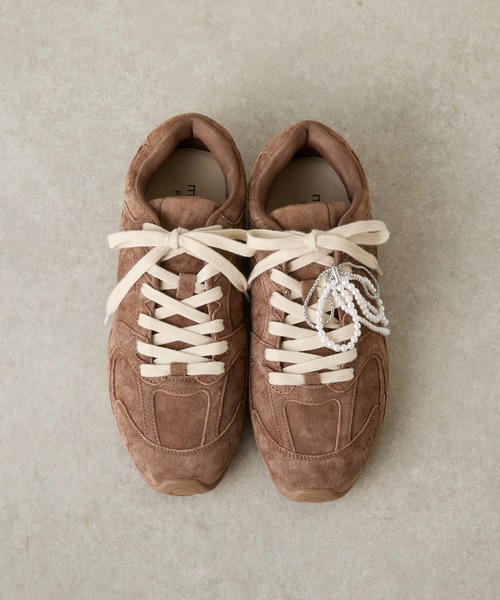 MOHI（モヒ）の「MOHI/COLLAGE別注スウェードスニーカー（スニーカー・レディース・ダークブラウン・36/37/38）」の11枚目の写真