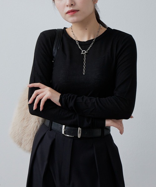 Lui's(ルイス)の「カシミヤソフトクルーネックニット(ニット/セーター・レディース・オフホワイト/ブラック/グレー/ライトグレー・FREE)」の1枚目の写真