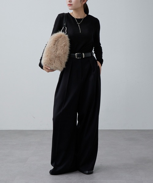 Lui's(ルイス)の「カシミヤソフトクルーネックニット(ニット/セーター・レディース・オフホワイト/ブラック/グレー/ライトグレー・FREE)」の8枚目の写真