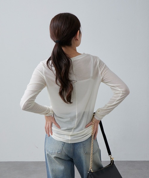 Lui's(ルイス)の「カシミヤソフトクルーネックニット(ニット/セーター・レディース・オフホワイト/ブラック/グレー/ライトグレー・FREE)」の13枚目の写真