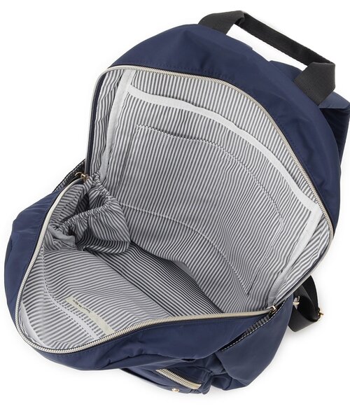 SHOO・LA・RUE（シューラルー）の「【撥水】整理整頓できちゃうリュック【低反発ショルダー】（バックパック/リュック・レディース・グレー/ブラック/ネイビー/ブラック系4・00）」の18枚目の写真