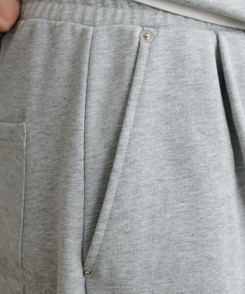 DISCOAT(ディスコート)の「【ユニセックス】ワンポイント刺繍バレルレッグスウェットパンツ(スウェットパンツ・レディース・ブラウン/グレー/ブラック・MEDIUM/LARGE)」の22枚目の写真