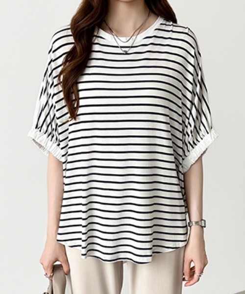 COCOMOMO（ココモモ）の「ドッキングトップス ラウンドヘム 異素材 Tシャツ オーバーサイズ カットソー 半袖 夏服 無地 ボーダー（Tシャツ/カットソー・レディース・ホワイト/ホワイト×ブラック/ブラック・FREE）」の18枚目の写真