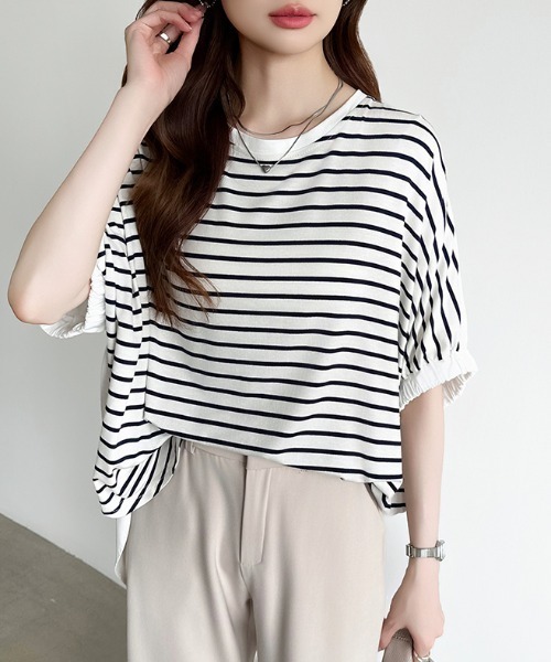 COCOMOMO（ココモモ）の「ドッキングトップス ラウンドヘム 異素材 Tシャツ オーバーサイズ カットソー 半袖 夏服 無地 ボーダー（Tシャツ/カットソー・レディース・ホワイト/ホワイト×ブラック/ブラック・FREE）」の7枚目の写真