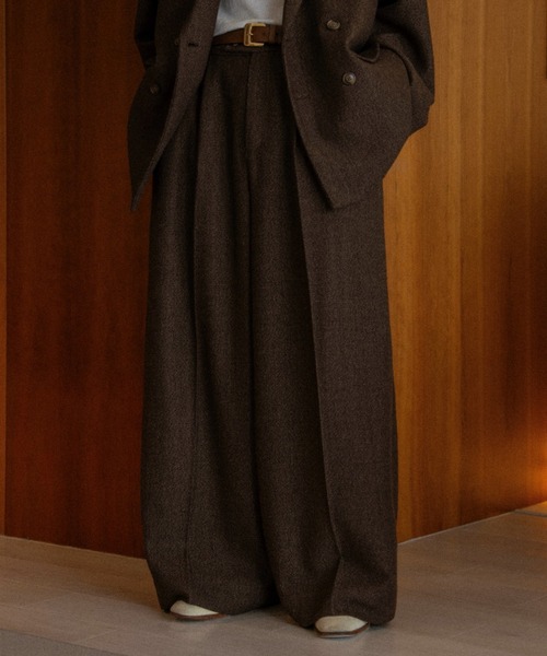 soerte（ソエルテ）の「Wide straight herringbone tweed slacks/ワイドストレートヘリンボーンスラックス（スラックス・メンズ・ブラック/ブラウン・1/2/3）」の16枚目の写真