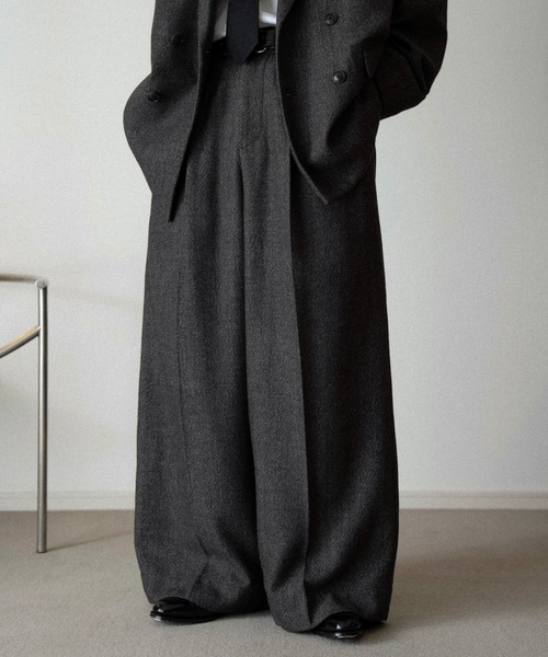 soerte（ソエルテ）の「Wide straight herringbone tweed slacks/ワイドストレートヘリンボーンスラックス（スラックス・メンズ・ブラック/ブラウン・1/2/3）」の20枚目の写真