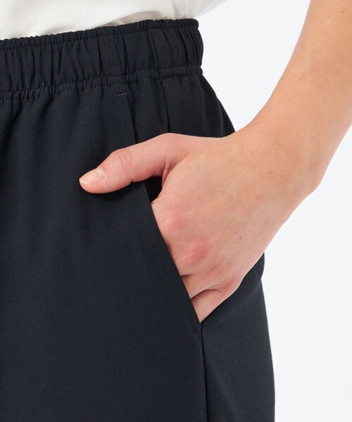 MACKINTOSH PHILOSOPHY(マッキントッシュ フィロソフィー)の「【Alby Easy Pants Wide(アルビー イージーパンツ ワイド)】バックサテン(その他パンツ・レディース・ベージュ/ダークネイビー・38/36/34)」の9枚目の写真