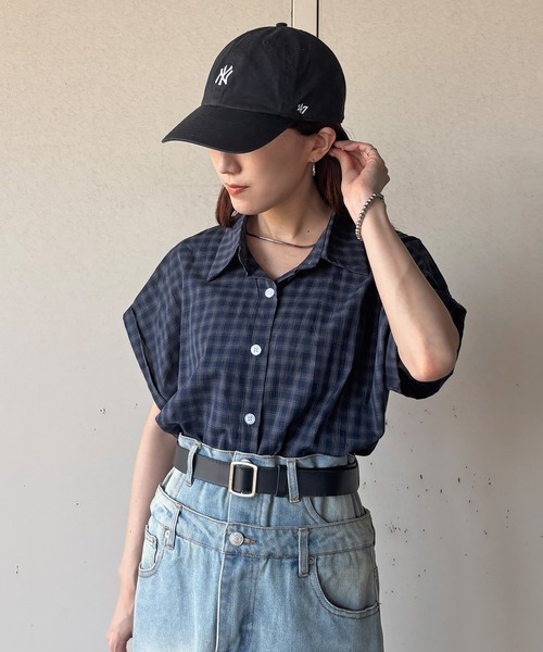 ISOOK(アイスー)の「【ISOOK / アイスー】シアーチェック半袖シャツ / チェックシャツ シアーシャツ シアートップス コンパクトシャツ 柄シャツ シースルー レギュラーカラー ショート丈 クロップド丈 短丈 半袖 チェック柄 ブルー アイボリー ネイビー 青 白 紺 ZOZOTOWN限定(シャツ/ブラウス・レディース・ブルー/ホワイト/ネイビー・FREE)」の17枚目の写真