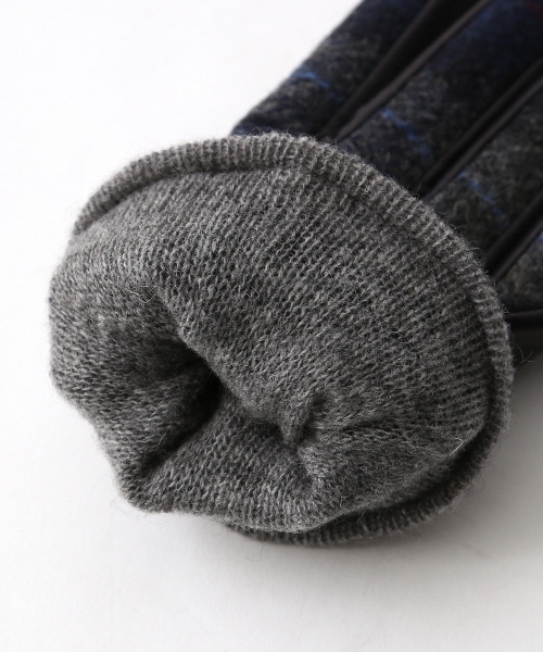 alfredoBANNISTER（アルフレッドバニスター）の「【別注/UNLINE】Orobiancoウール×レザー（手袋・メンズ・グレー/ネイビー/レッド・FREE）」の11枚目の写真