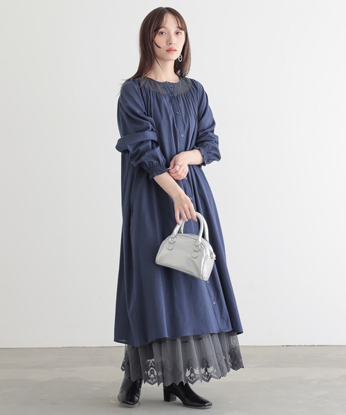 n'OrLABEL(ノアールレーベル)の「『スモッキング刺繍ストライプワンピース』(ワンピース・レディース・オフホワイト/ネイビー/オレンジ・2/1)」の20枚目の写真