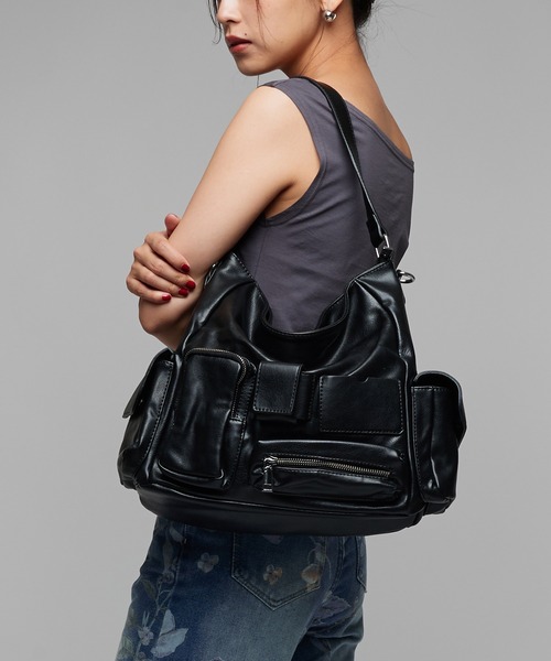 Narcissus（ナルシス）の「【大容量】2WAYマルチポケットショルダーバッグ《動画あり》（ショルダーバッグ・レディース・ブラック/ホワイト・FREE）」の2枚目の写真