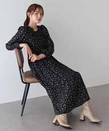 花柄シャーリングワンピース