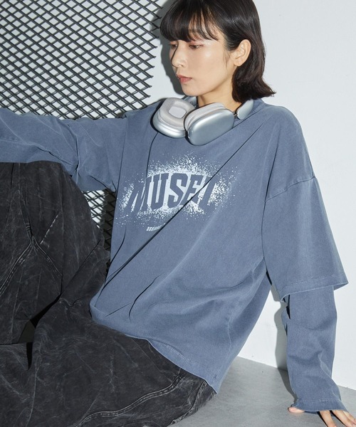 Anchor Smith(アンカー スミス)の「ヴィンテージ加工ピグメント レイヤード風アーチロゴカレッジプリントロンT(Tシャツ/カットソー・レディース・ブラック系1/ネイビー/ブラック系2/レッド・L/M)」の3枚目の写真