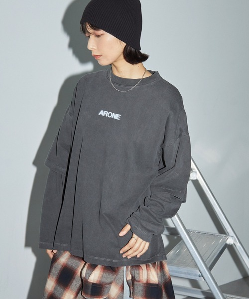 Anchor Smith(アンカー スミス)の「ヴィンテージ加工ピグメント レイヤード風アーチロゴカレッジプリントロンT(Tシャツ/カットソー・レディース・ブラック系1/ネイビー/ブラック系2/レッド・L/M)」の17枚目の写真