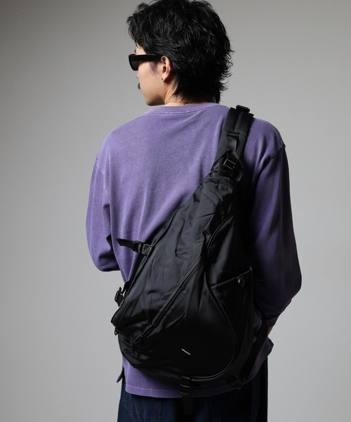 crossi(クロッシー)の「マルチポケットワンショルダー ボディバッグ(ショルダーバッグ・レディース・ブラック/グレー/グリーン・FREE)」の20枚目の写真