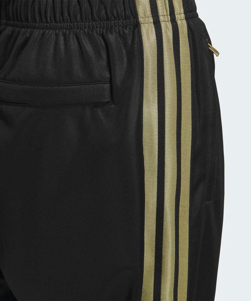 adidas（アディダス）の「Stadium Gold レギュラーフィット フルレングス オープンヘム トラックパンツ / アディダス adidas（スウェットパンツ・メンズ・ブラック×ブラック/ブラック×ゴールド/ホワイト・3XL/XX-LARGE/LARGE/MEDIUM/SMALL/X-LARGE/X-SMALL）」の14枚目の写真
