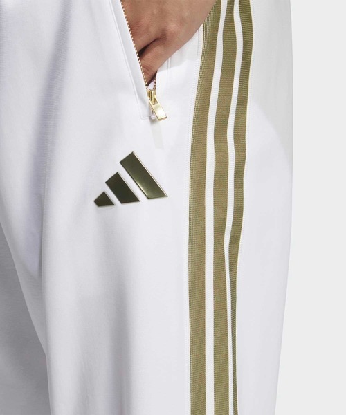 adidas（アディダス）の「Stadium Gold レギュラーフィット フルレングス オープンヘム トラックパンツ / アディダス adidas（スウェットパンツ・メンズ・ブラック×ブラック/ブラック×ゴールド/ホワイト・3XL/XX-LARGE/LARGE/MEDIUM/SMALL/X-LARGE/X-SMALL）」の5枚目の写真