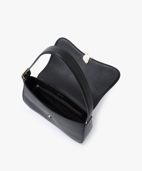 agnes b.（アニエスベー）の「レザー ミディアム ショルダーバッグ"Ingrid" ZAS04-01（ショルダーバッグ・レディース・ブラック・FREE）」の7枚目の写真
