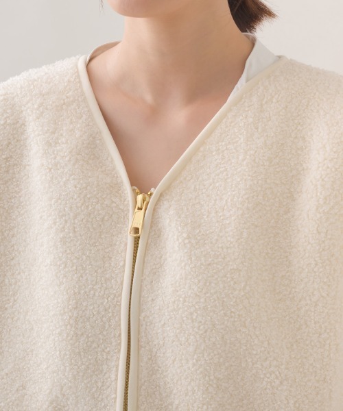 OMNES（オムネス）の「ボア深Vネックジップアップベスト（ベスト・レディース・オフホワイト/ブラック・FREE）」の4枚目の写真