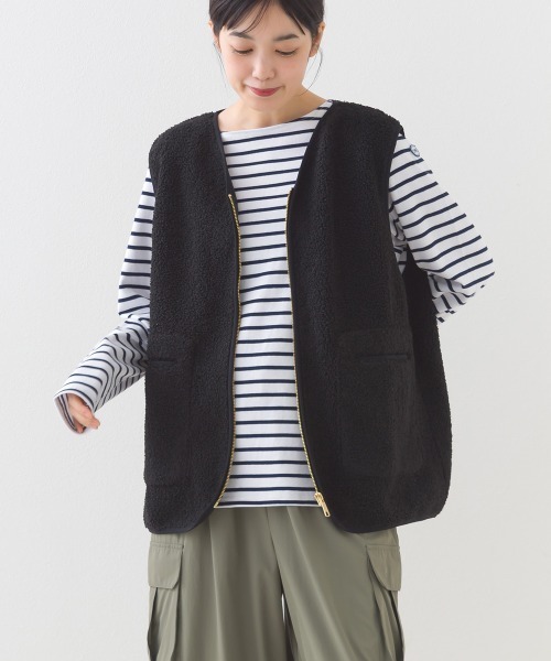 OMNES（オムネス）の「ボア深Vネックジップアップベスト（ベスト・レディース・オフホワイト/ブラック・FREE）」の19枚目の写真