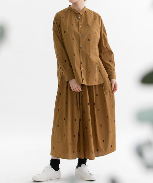 nop de nod(ノップドゥノッド)の「フロッキースワンブロードタックキュロット(スカート・レディース・ネイビー/ライトブルー/キャメル・M)」の10枚目の写真