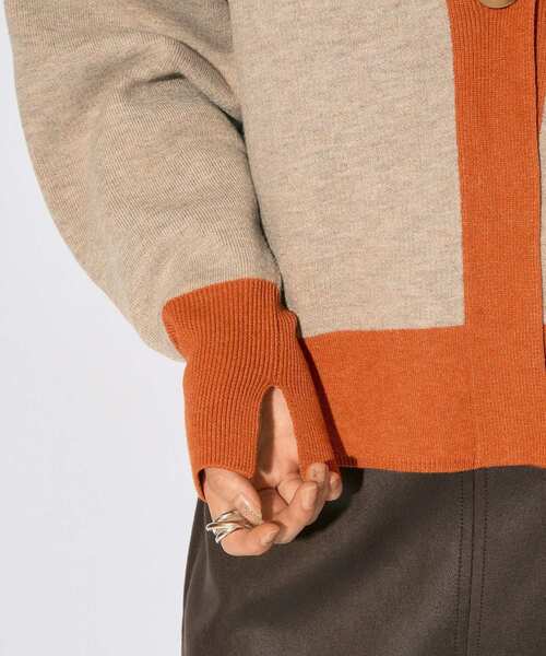 YECCA VECCA(イェッカヴェッカ)の「【archive】リバーシブルカーディガン(カーディガン/ボレロ・レディース・ベージュ/ネイビー/ブラウン・FREE)」の6枚目の写真