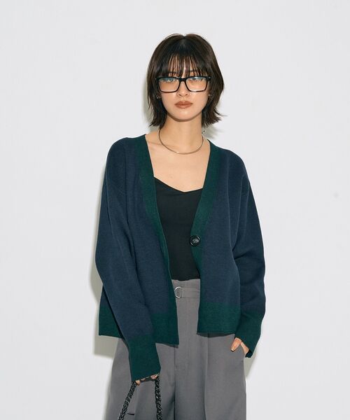 YECCA VECCA(イェッカヴェッカ)の「【archive】リバーシブルカーディガン(カーディガン/ボレロ・レディース・ベージュ/ネイビー/ブラウン・FREE)」の14枚目の写真