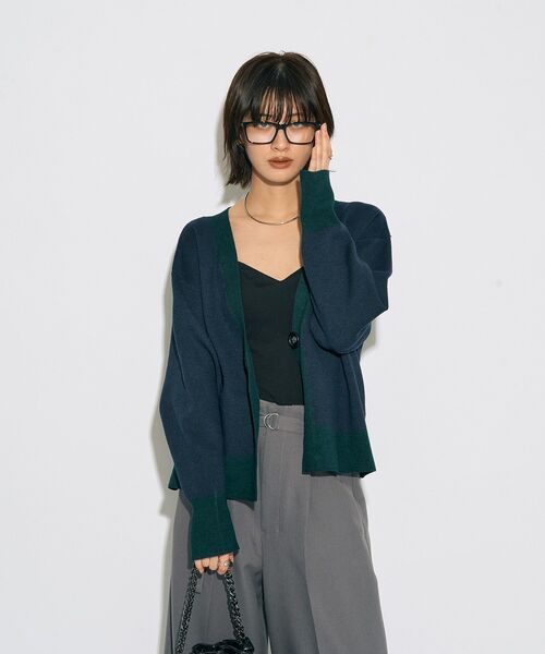 YECCA VECCA(イェッカヴェッカ)の「【archive】リバーシブルカーディガン(カーディガン/ボレロ・レディース・ベージュ/ネイビー/ブラウン・FREE)」の21枚目の写真