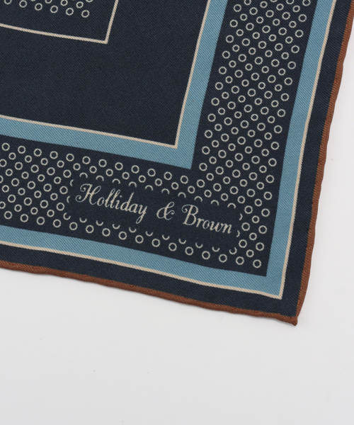 EDIFICE（エディフィス）の「Holliday & Brown(ホリデー & ブラウン) Pocket Square Frame（バンダナ/スカーフ・メンズ・ダークブルー・FREE）」の3枚目の写真