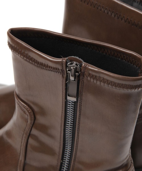 LAKOLE（ラコレ）の「タンクソールストレッチブーツ / 581080（ブーツ・レディース・ブラック/ブラウン・LARGE/MEDIUM）」の3枚目の写真