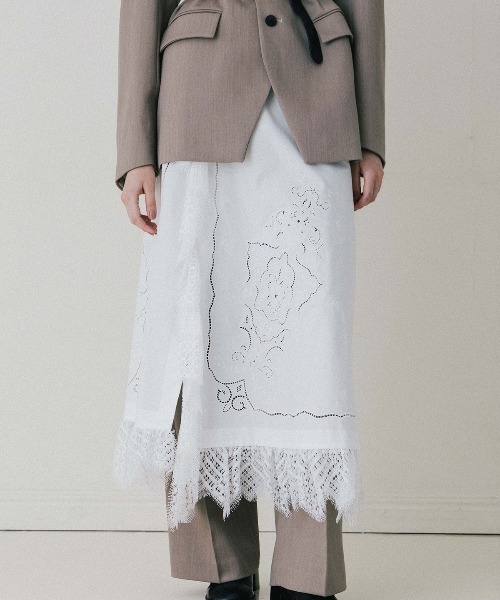 CREDONA（クレドナ）の「VENEZIA LACE SKIRT/ヴェネツィアレーススカート（スカート・レディース・ネイビー/ホワイト・FREE）」の7枚目の写真