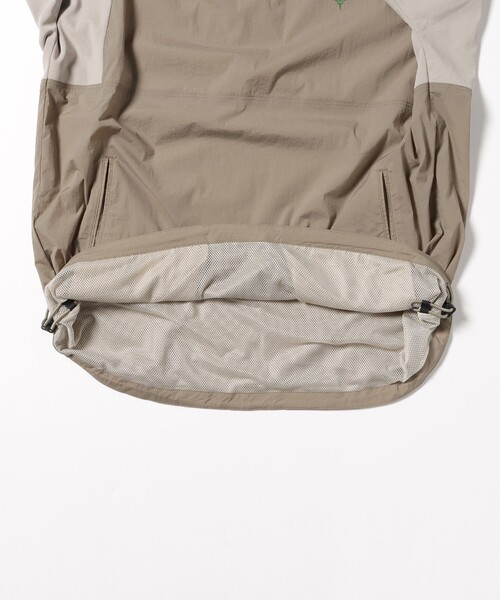 BEAMS GOLF(ビームスゴルフ)の「ORANGE LABEL / メッシュ裏地付き ストレッチ ピステ(撥水)(ブルゾン・メンズ・ライトグレー/ベージュ/ブラック・X-LARGE/MEDIUM/SMALL/LARGE)」の7枚目の写真
