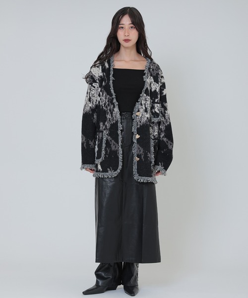 SUWDEE(スーディー)の「paint gradation fringe knit cardigan(カーディガン/ボレロ・レディース・グレー/ブラック・FREE)」の3枚目の写真