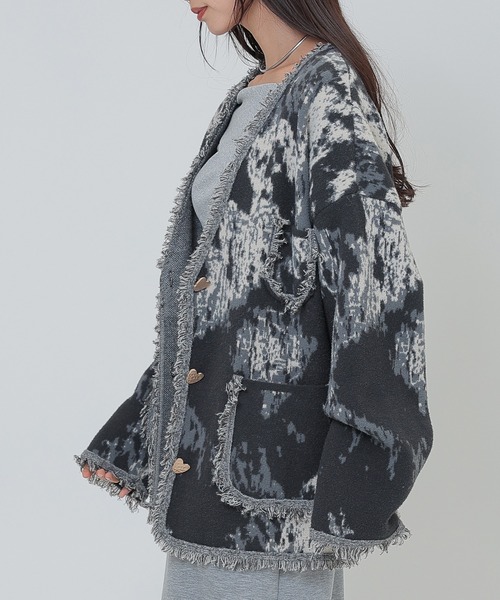 SUWDEE(スーディー)の「paint gradation fringe knit cardigan(カーディガン/ボレロ・レディース・グレー/ブラック・FREE)」の13枚目の写真