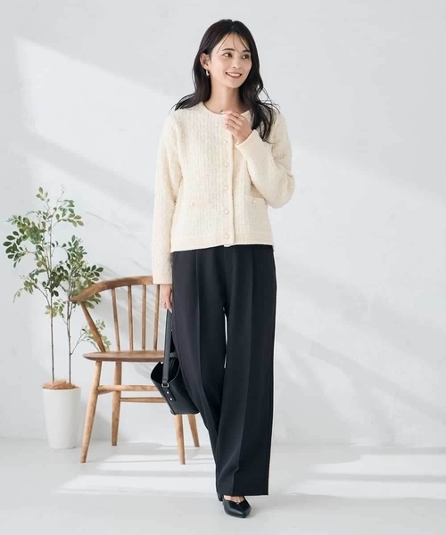 a.v.v（アーヴェヴェ）の「パールボタンツイードニットカーディガン（カーディガン/ボレロ・レディース・チャコールグレー/アイボリー・38/40）」の6枚目の写真