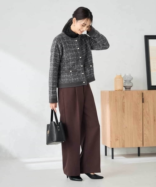 a.v.v（アーヴェヴェ）の「パールボタンツイードニットカーディガン（カーディガン/ボレロ・レディース・チャコールグレー/アイボリー・38/40）」の12枚目の写真