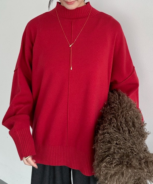 Doux archives(ドゥアルシーヴ)の「【抗ピリング・手洗い可】アウトリンキングニット(ニット/セーター・レディース・レッド/ブラック/オフホワイト/ブルー・FREE)」の6枚目の写真