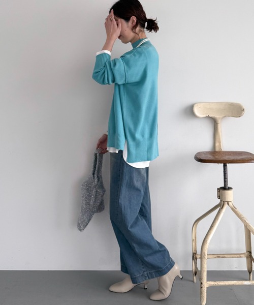 Doux archives(ドゥアルシーヴ)の「【抗ピリング・手洗い可】アウトリンキングニット(ニット/セーター・レディース・レッド/ブラック/オフホワイト/ブルー・FREE)」の11枚目の写真